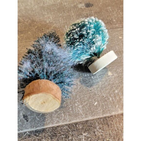 Pine tree Xmas shrub bush Village accessories Decor set - Picture 2 of 3